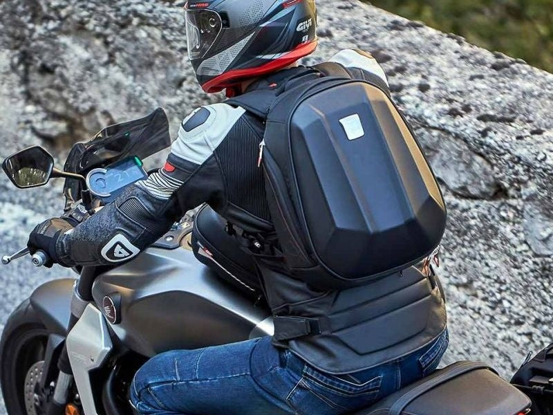 MOCHILA GIVI ST606 - UNICA / XSTREAM22LTS.