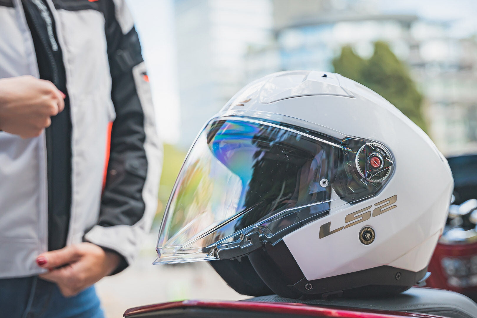 LS2 OF603 INFINITY II SOLID GLOSS WHITE-06