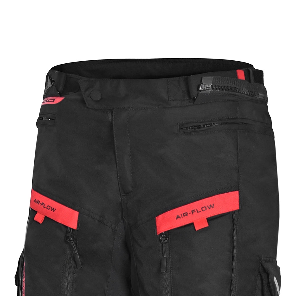 BELA - Pantalón Textil Transformer Negro/Rojo