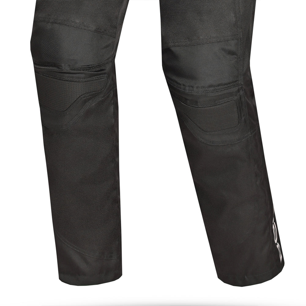 BELA - Pantalon Calm Digger Man 32L Negro/Rojo